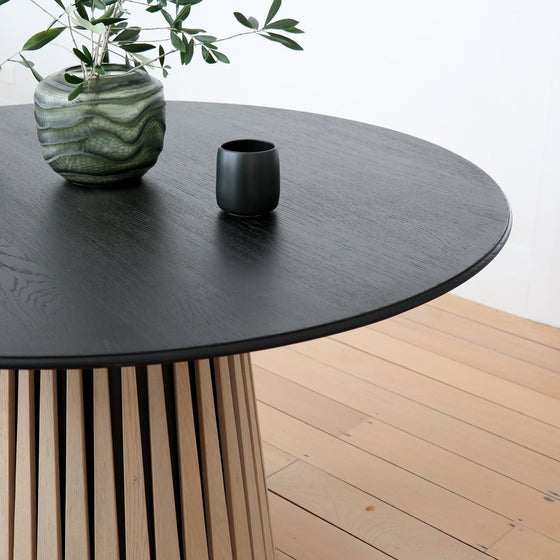 Arcadia Round Dining Table - SOUK COLLECTIVE